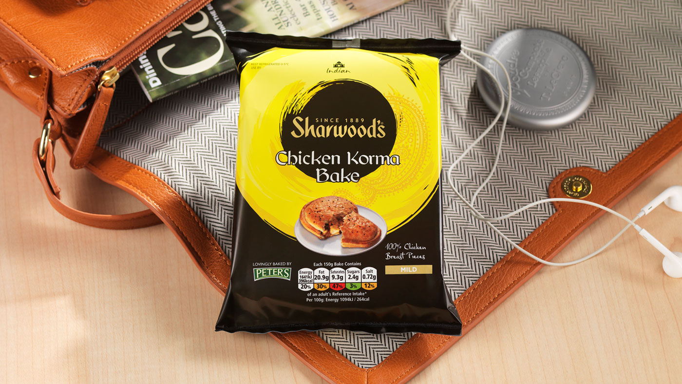 Sharwoods Chicken Korma slice packaging lifestyle photography